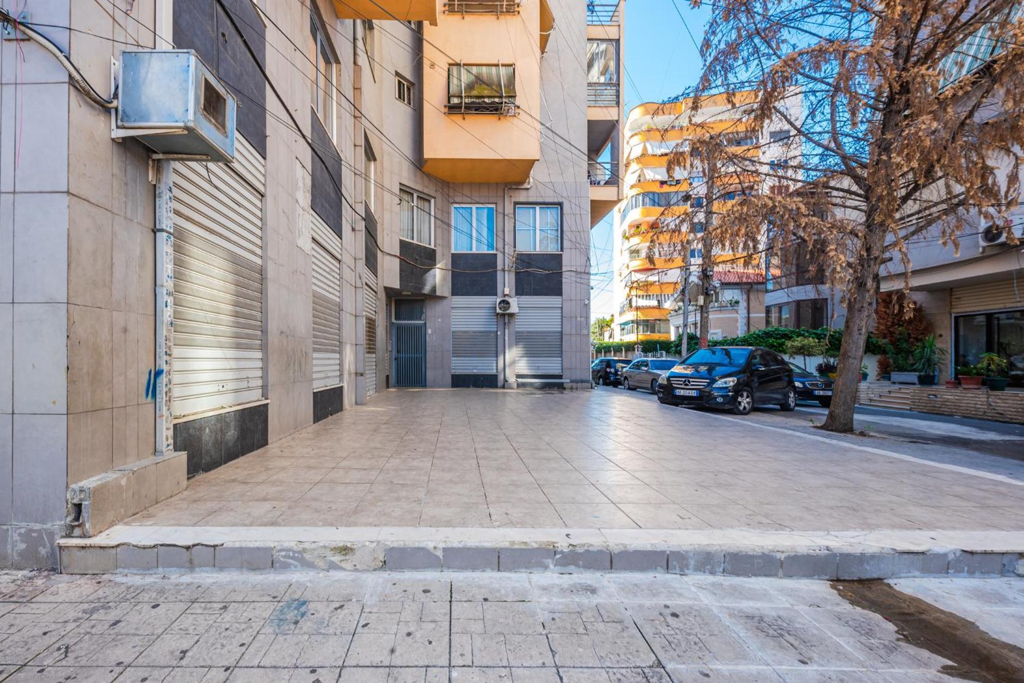 Sisi'S Apartments-Tirana City Center ภายนอก รูปภาพ