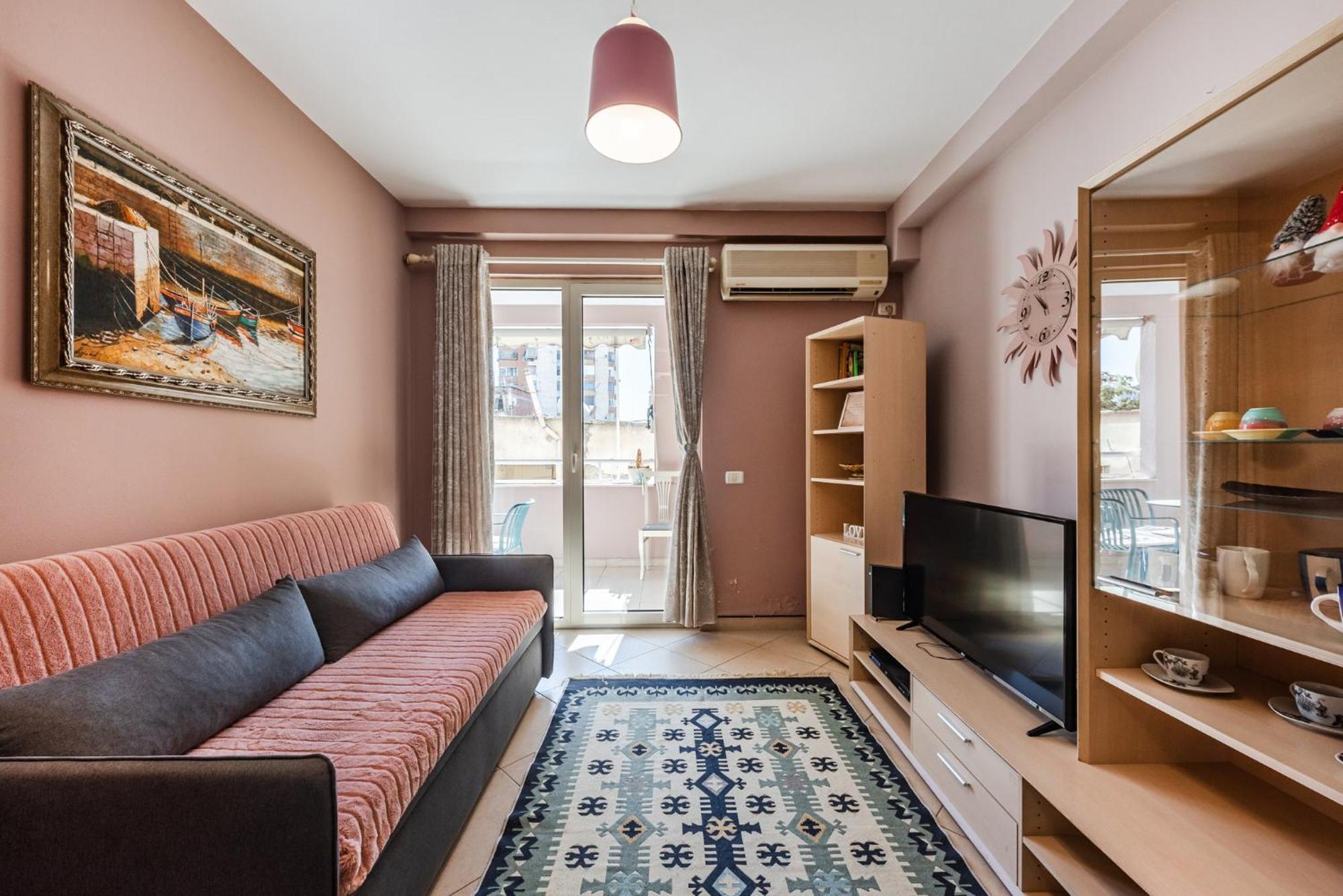 Sisi'S Apartments-Tirana City Center ภายนอก รูปภาพ