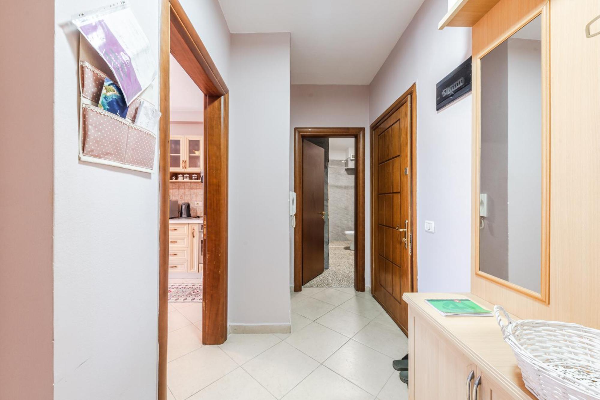 Sisi'S Apartments-Tirana City Center ภายนอก รูปภาพ